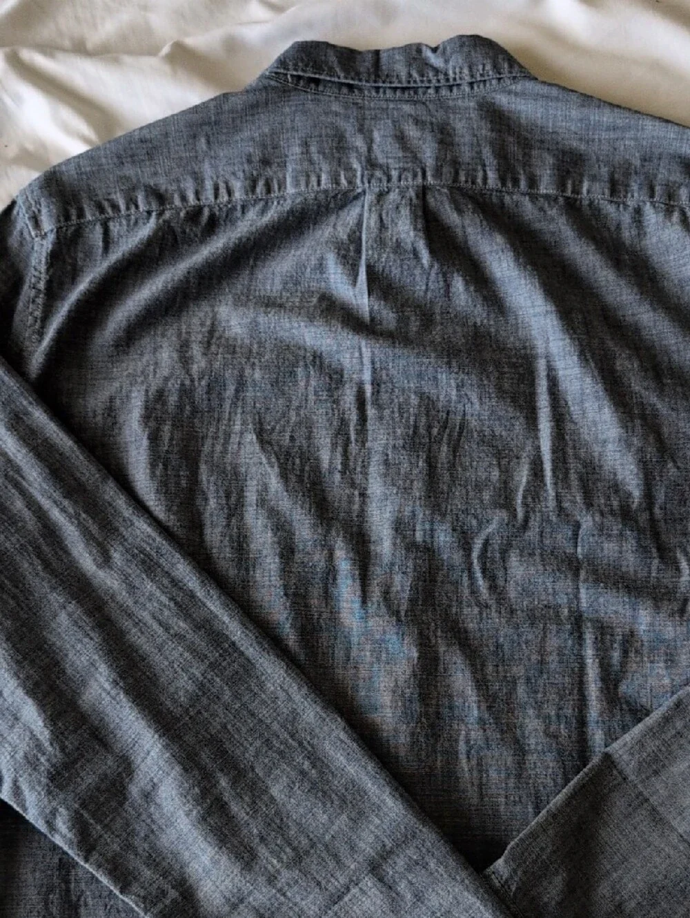 J. Crew Men's Chambray Button-Down Shirt in Denim Blue -Mens Large Tall